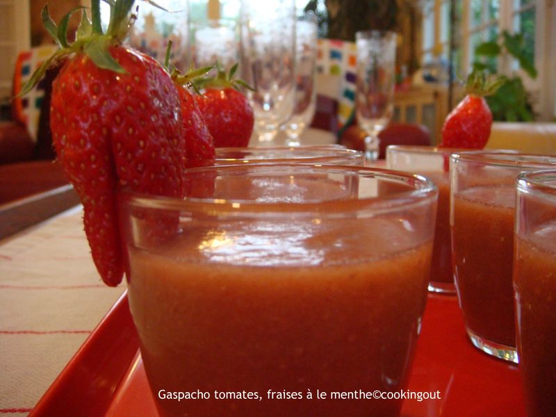 Gaspacho fraises tomates à la menthe