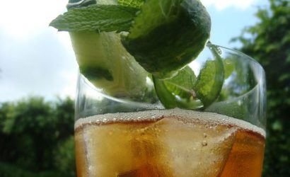 Pimm's on the rock