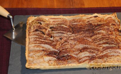 Tarte aux poires délicatement parfumée, fève tonka et chocolat