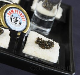 Nuages de topinambour, un bien bel écrin pour du caviar pour un menu de fêtes pour moins de 10 personnes