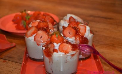 Mes îles flottantes à la fraise, un dessert très classique