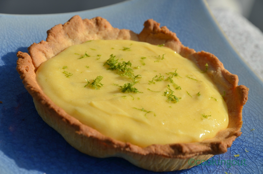 pour changer de la tarte au citron les tartelettes yuzu combawa