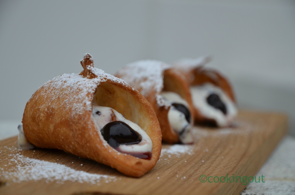 Cannoli siciliens des bouchées de douceurs