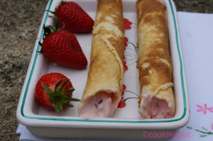 fraises, gaufres et caillette, un dessert à base de produits du Périgord