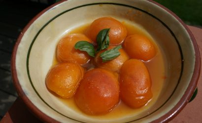 abricots cuits au Rivesaltes et flambé au Cointreau