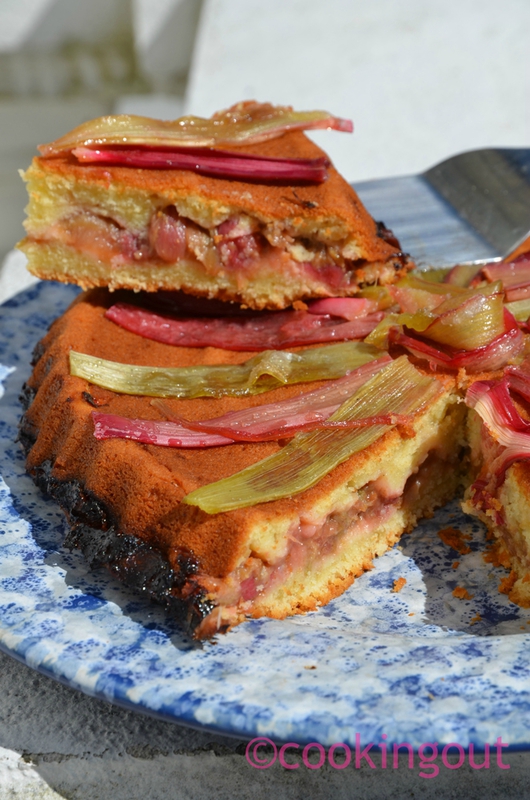 recette printanière de gâteau rhubarbe à la ricotta