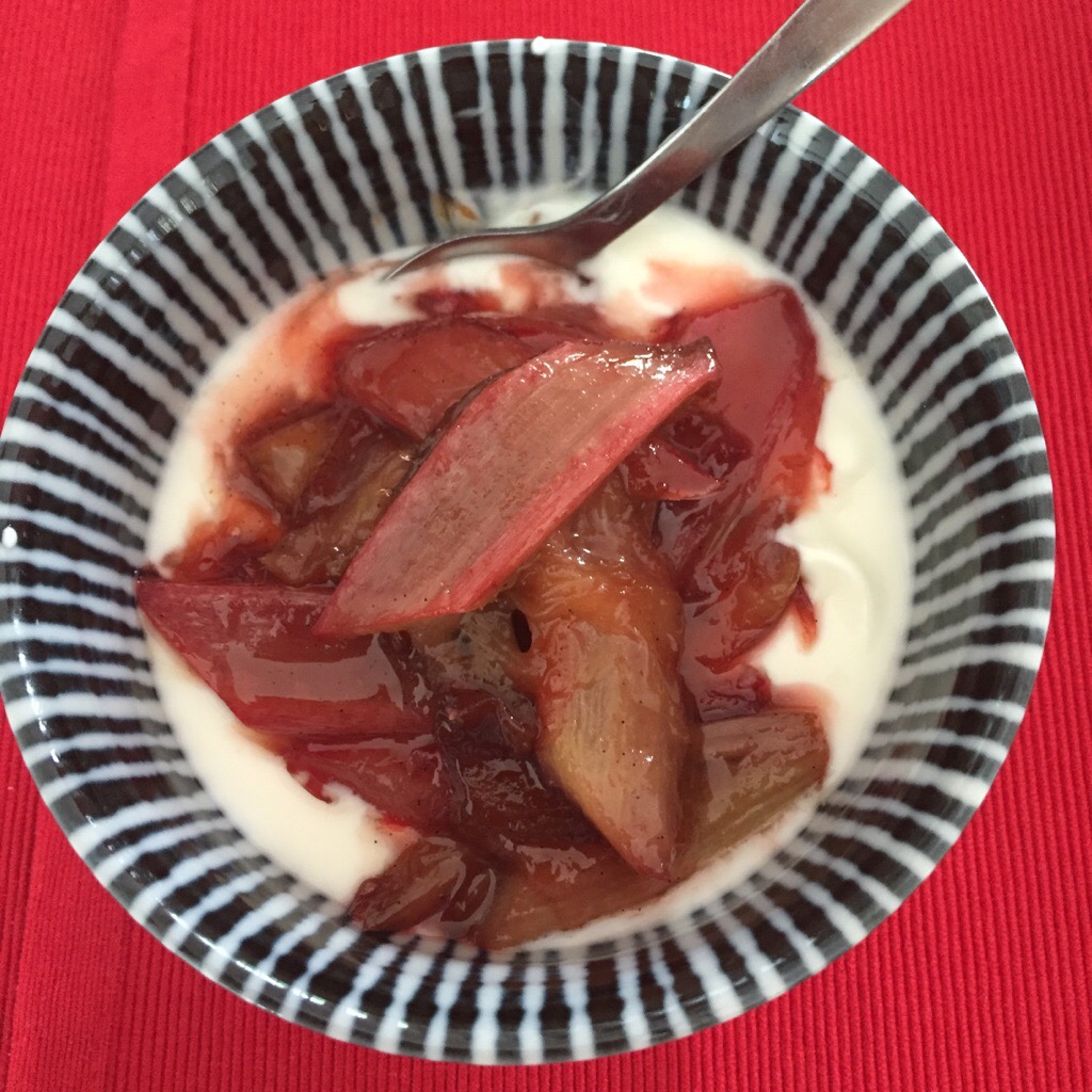 La meilleure et la plus facile recette de compote de rhubarbe