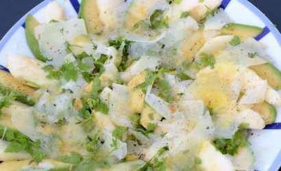 Salade avocat, poire, Manchego et cerfeuil