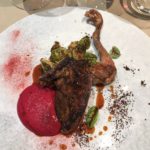 plat servi : Pigeon fumé sauce cacao servi avec Château Chantegrive Cuvée Henri Lévêque 2011 et 2007