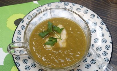 soupe aux poireaux sans pommes de terre parfumée au raifort