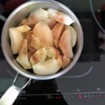 préparation de la compote de pomme et poire