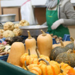 marché de Courbevoie- choix des legumes pour accompagner le Steak and kidney pie