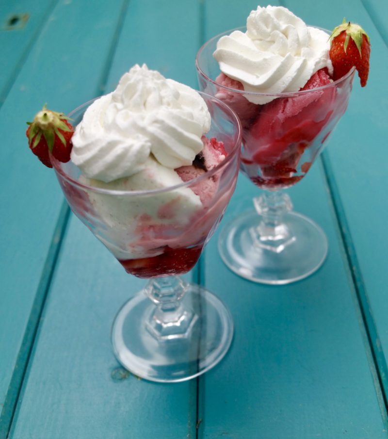 Dessert facile pour grande tablée Fraise Melba parfumée au sureau