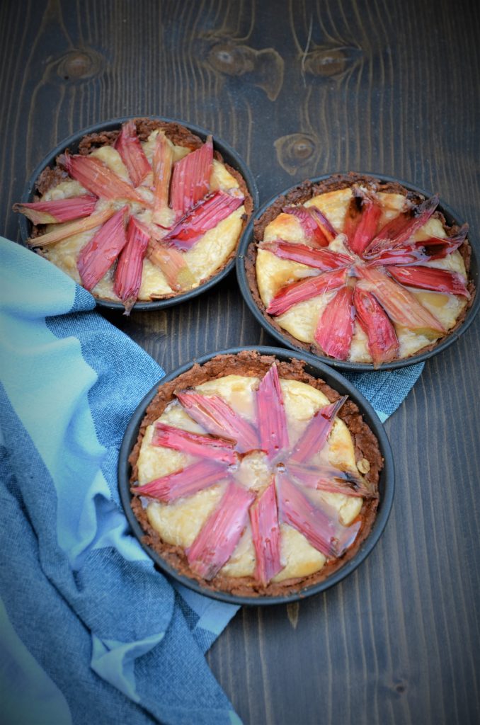 tartelettes à la rhubarbe sans gluten ni lactose, essais graphiques