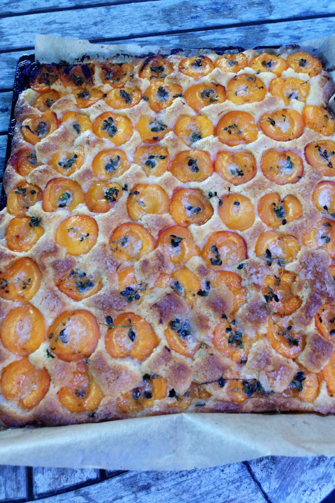 Recette de gâteau breton aux abricots et thym citronné