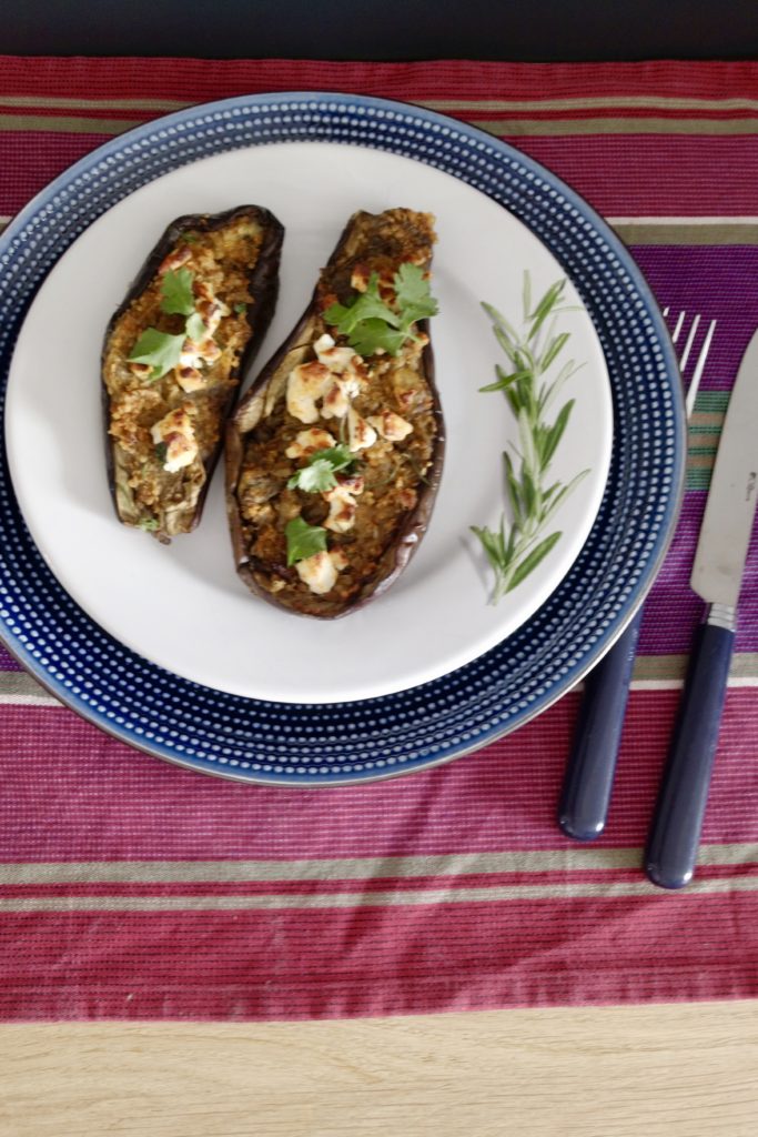 recette estivale d'aubergines farcie au quinoa et feta