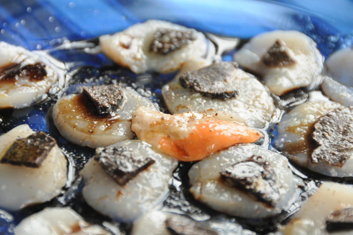 carpaccio de St jacques et truffes