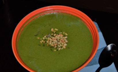 Un soupe detox au radis noir et aux blettes