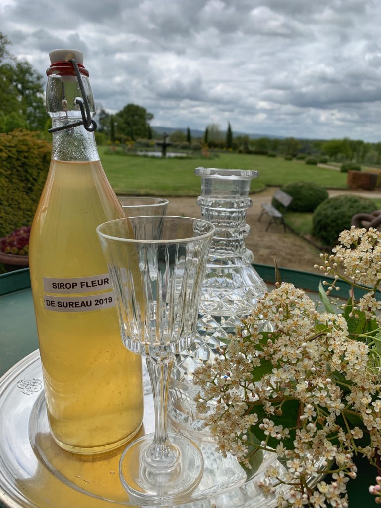 sirop de fleurs de sureau servi au Château