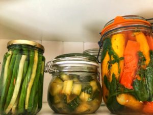 Pots de légumes fermentés premiers tests