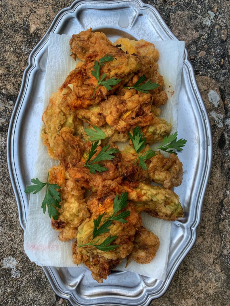 Fleurs de courgettes farcies à la ricotta