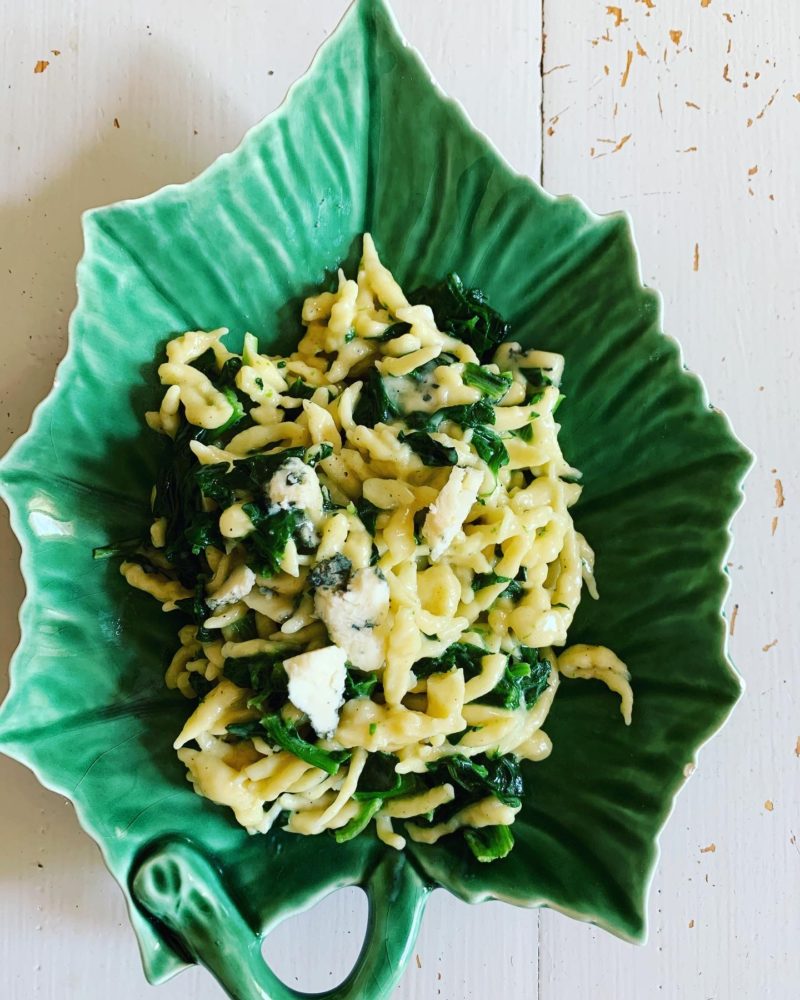 Spätzle aux épinards et au fromage bleu, recette de pâtes allemandes