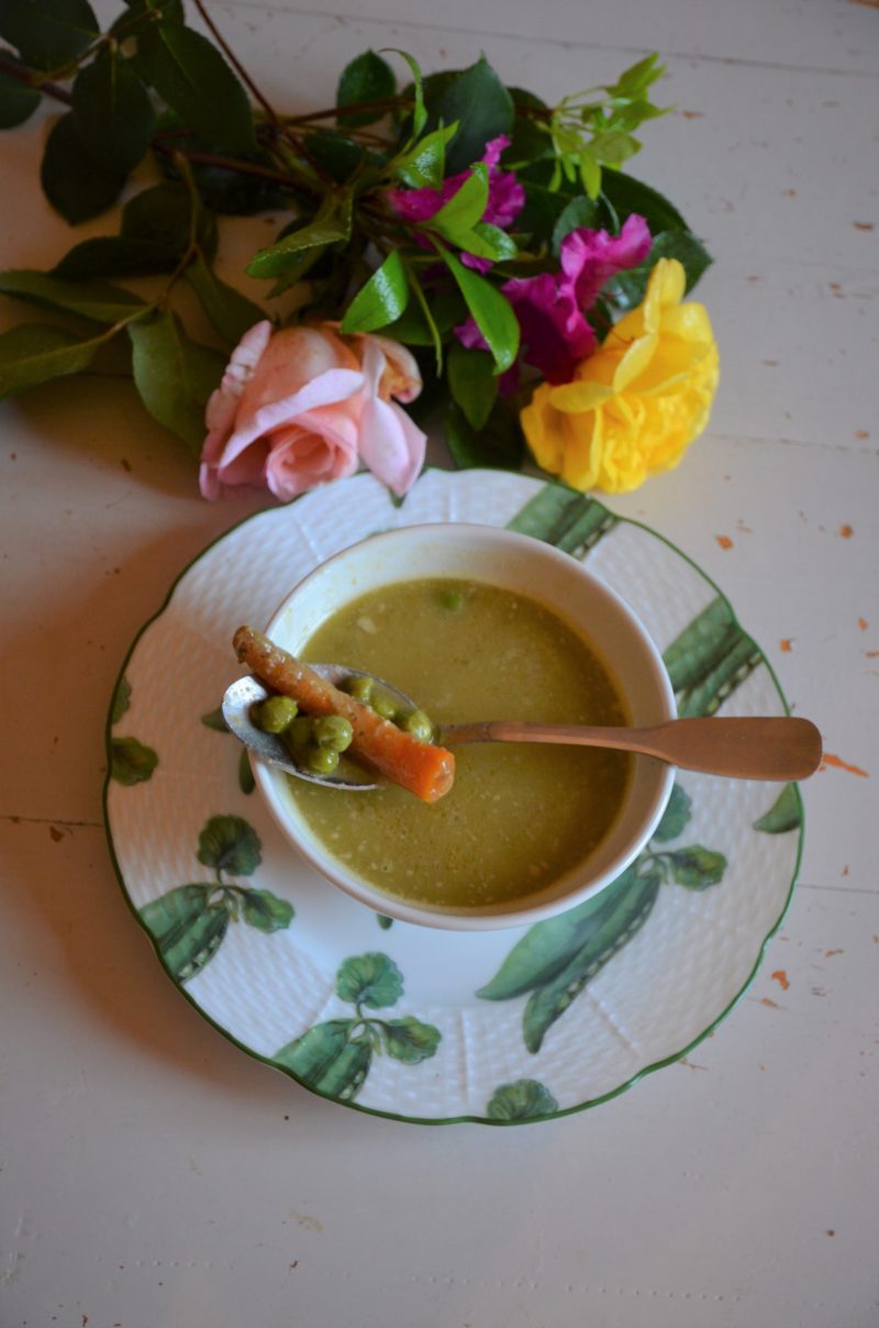 soupe de cosses de petits pois et flageolets