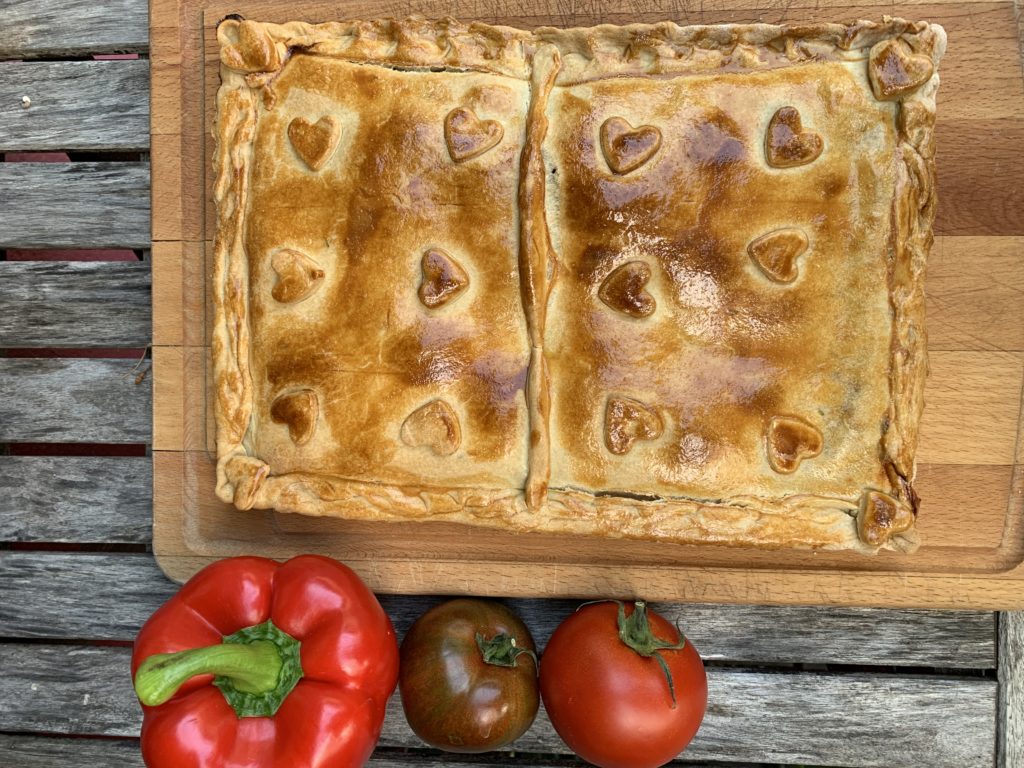 coca à la tomate et poivron cuite