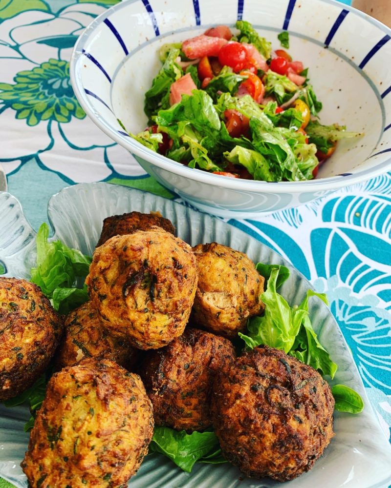 boulettes de courgettes frites et farine de maïs