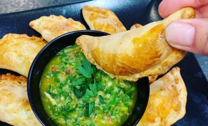 empanadas à la viande et sauce chimichuri