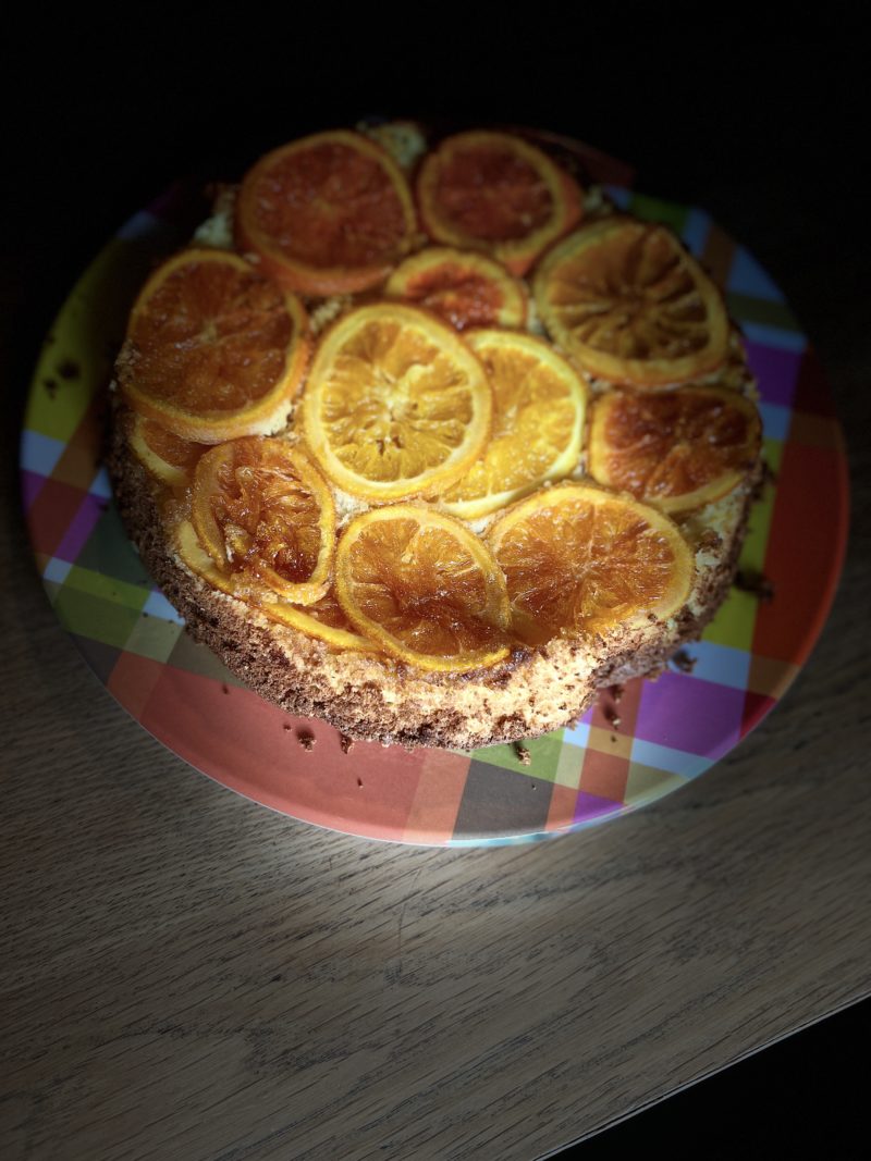 Gâteau à l'orange sanguine caramélisée